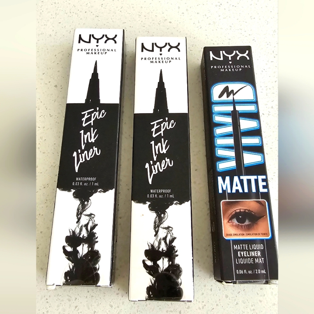 NYX Professional Makeup Black Eyeline